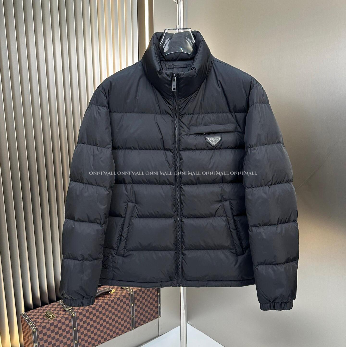 프라다 패딩 (남)