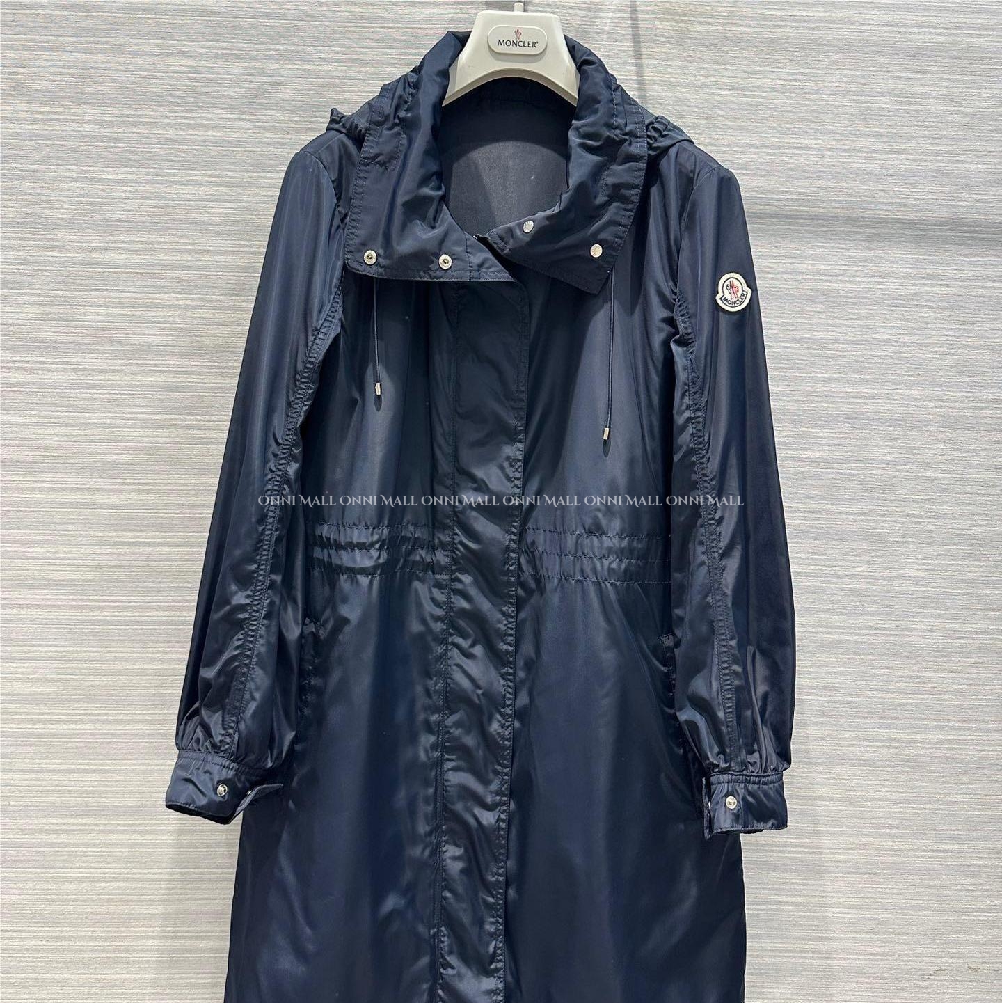 몽클레어 바람막이