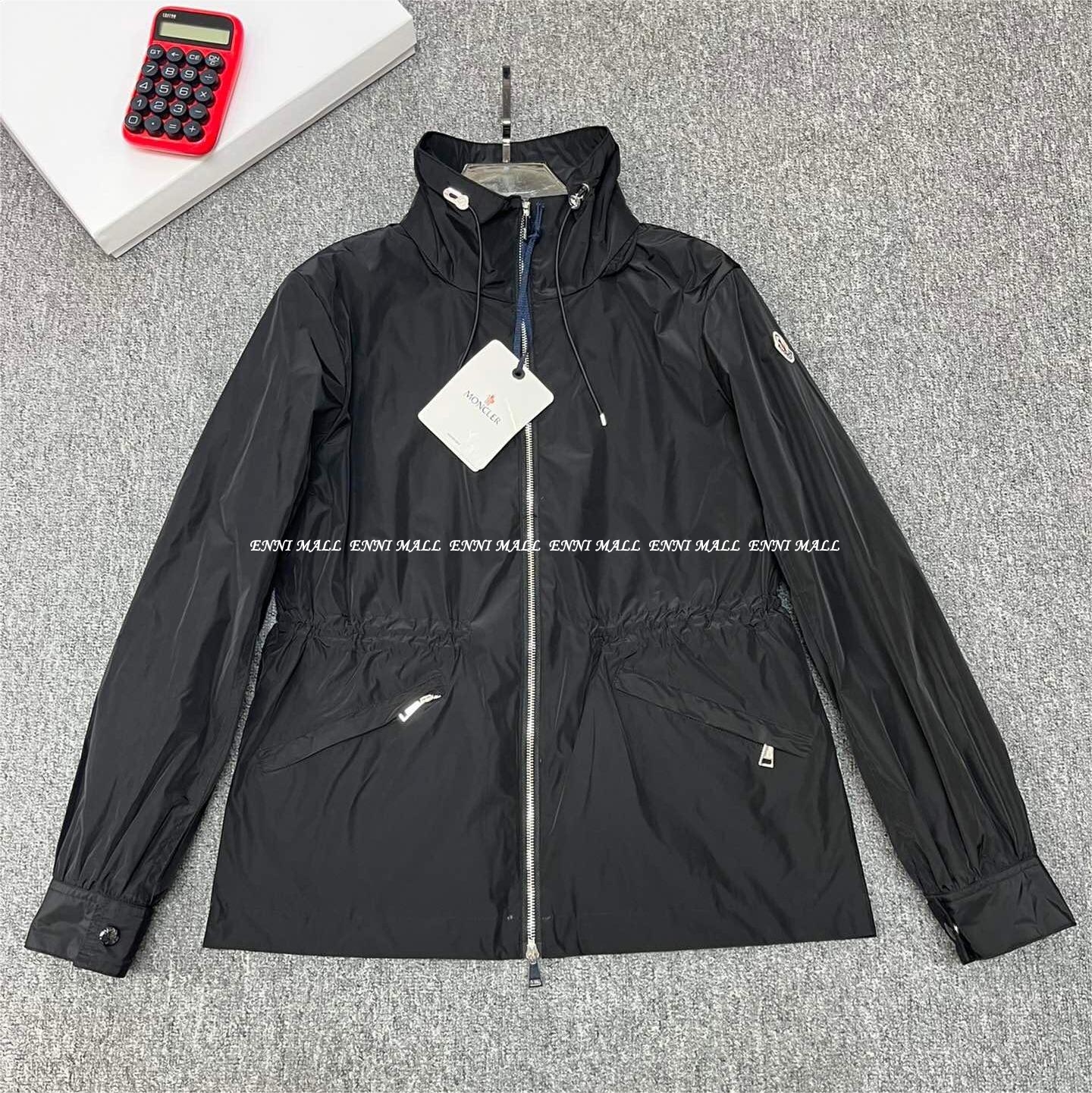 몽클레어 바람막이 (여)