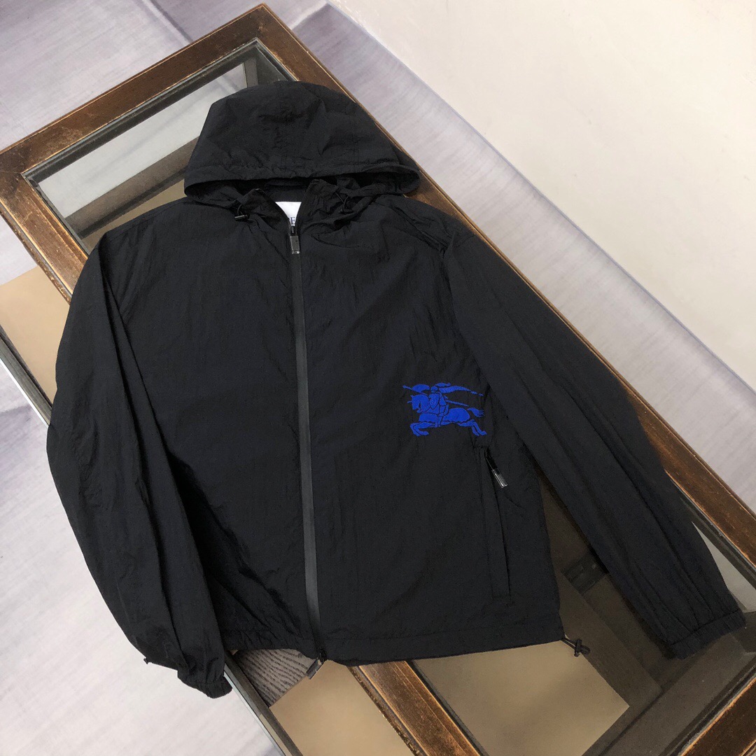 버버리 바람막이 (남)