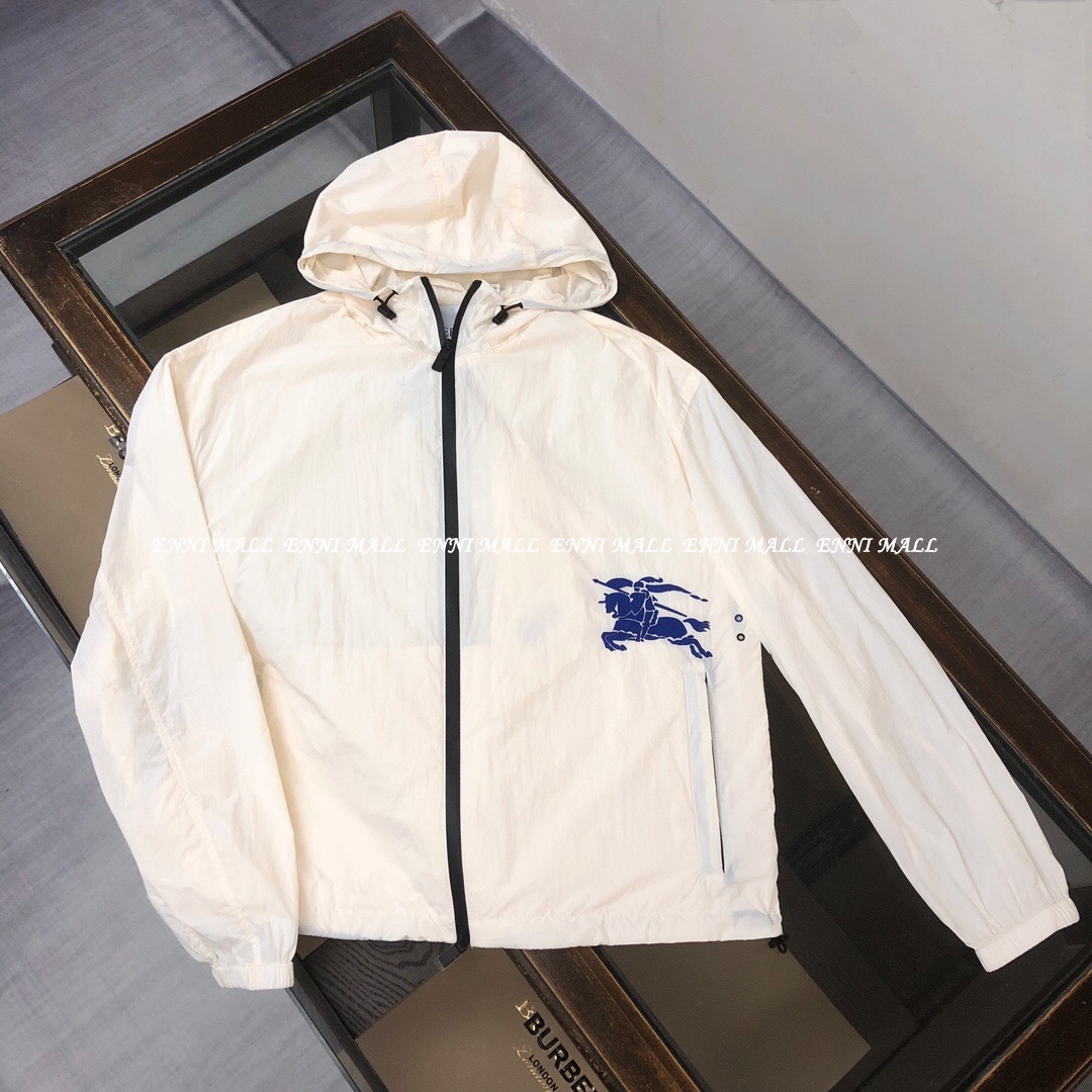 버버리 바람막이 (남)