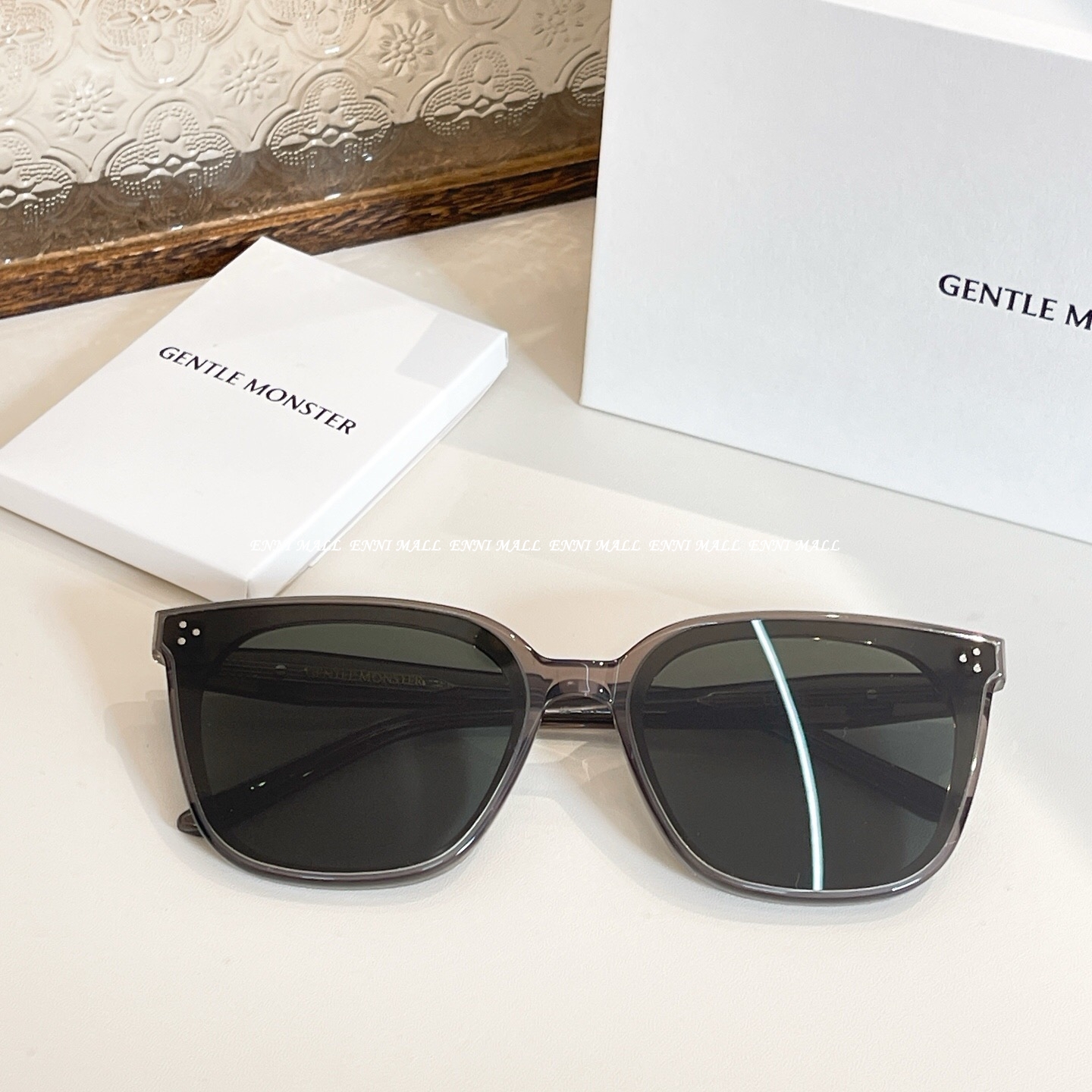 젠틀몬스터 선글라스 (LOLOE)