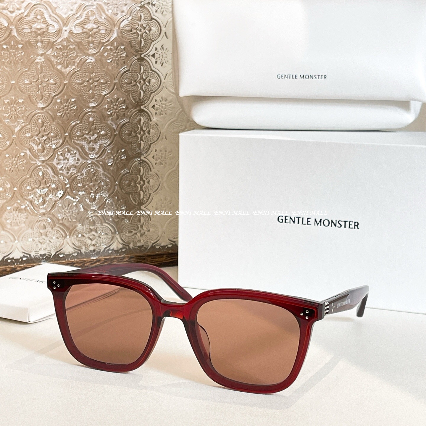 젠틀몬스터 선글라스 (BY ROW)