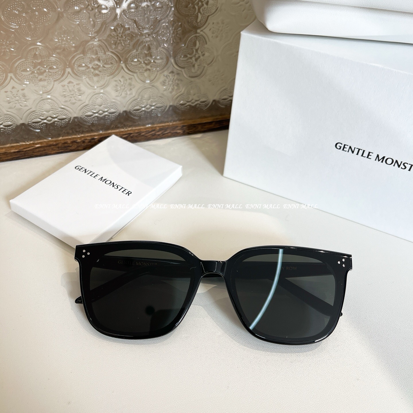 젠틀몬스터 선글라스 (BY ROW)