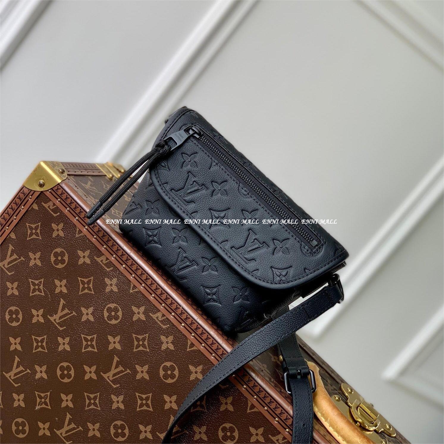 루이비통 펄스 웨어러블 월릿