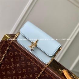 루이비통 월릿 온 체인 LV 블룸 (LV Bloom)