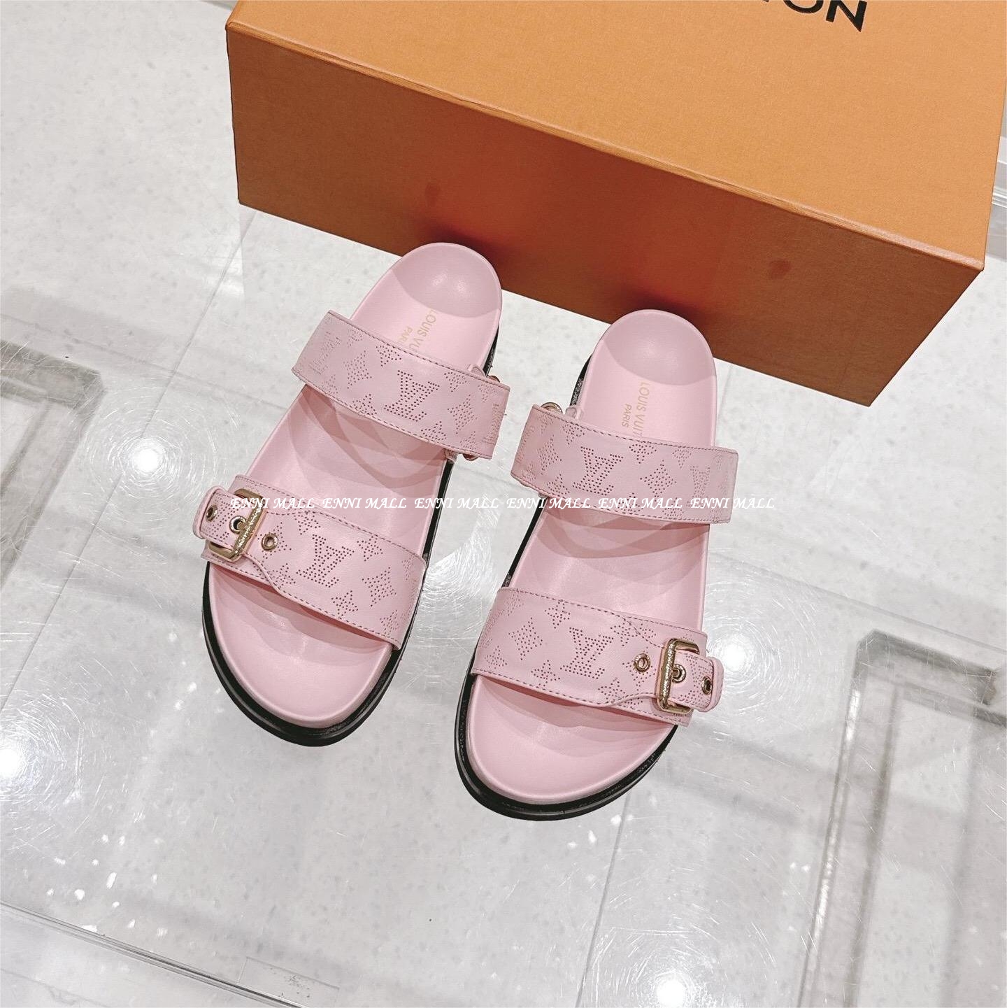 루이비통 슬리퍼 (3cm)