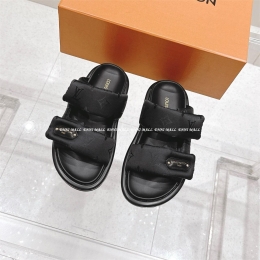 루이비통 슬리퍼