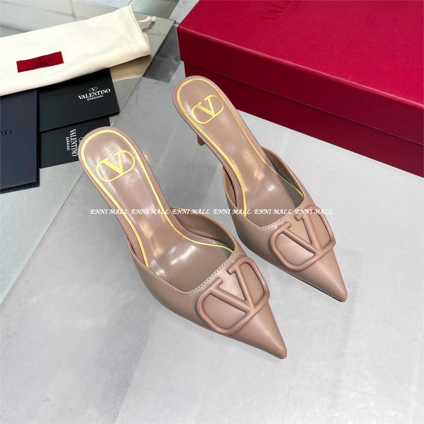 발렌티노 슬리퍼 (7.5cm)