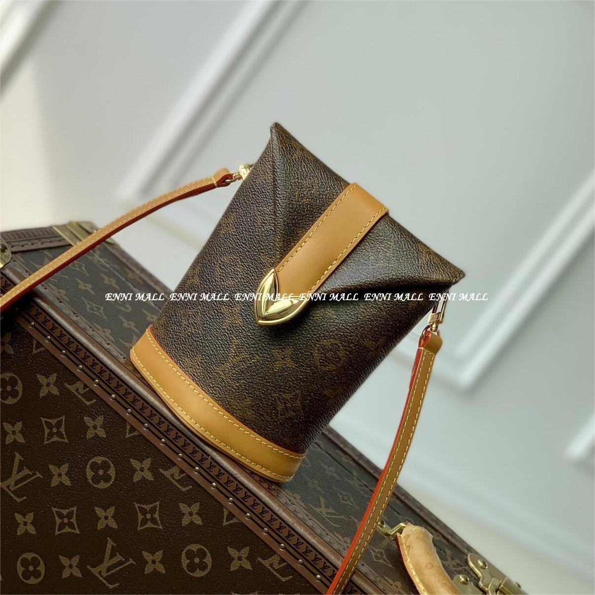 루이비통 엔벨로프 파우치