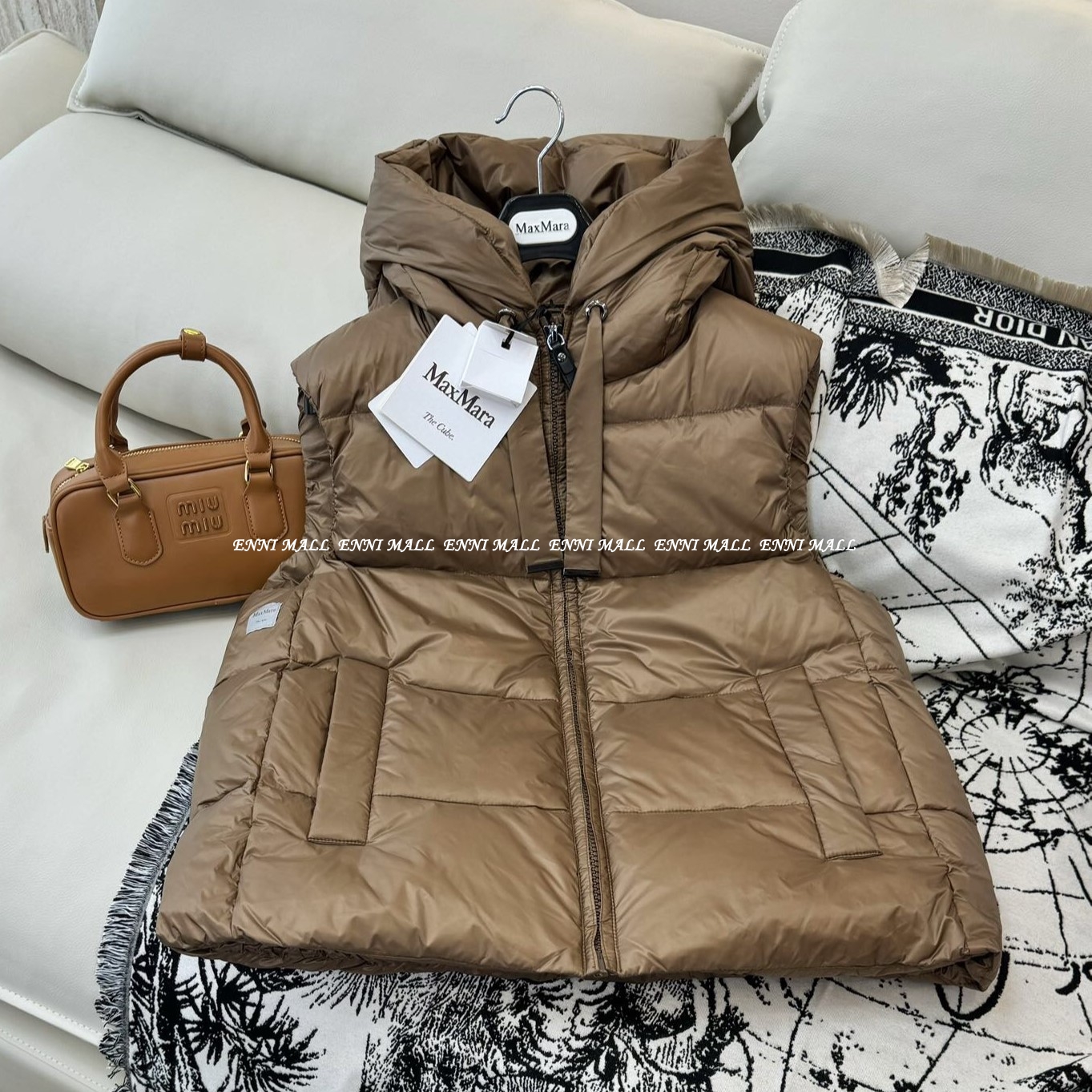 막스마라 패딩 조끼