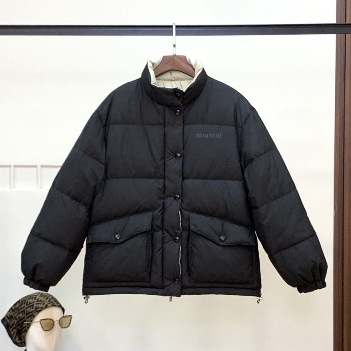 미우미우 패딩