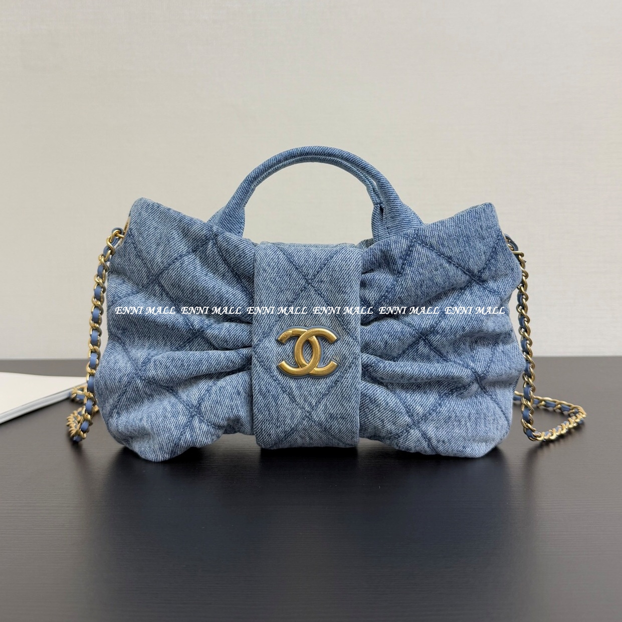 샤넬 25k 미니 보우백 (26cm)