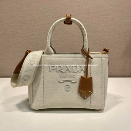 프라다 숄더백 (26cm)