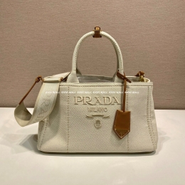 프라다 숄더백 (33cm)