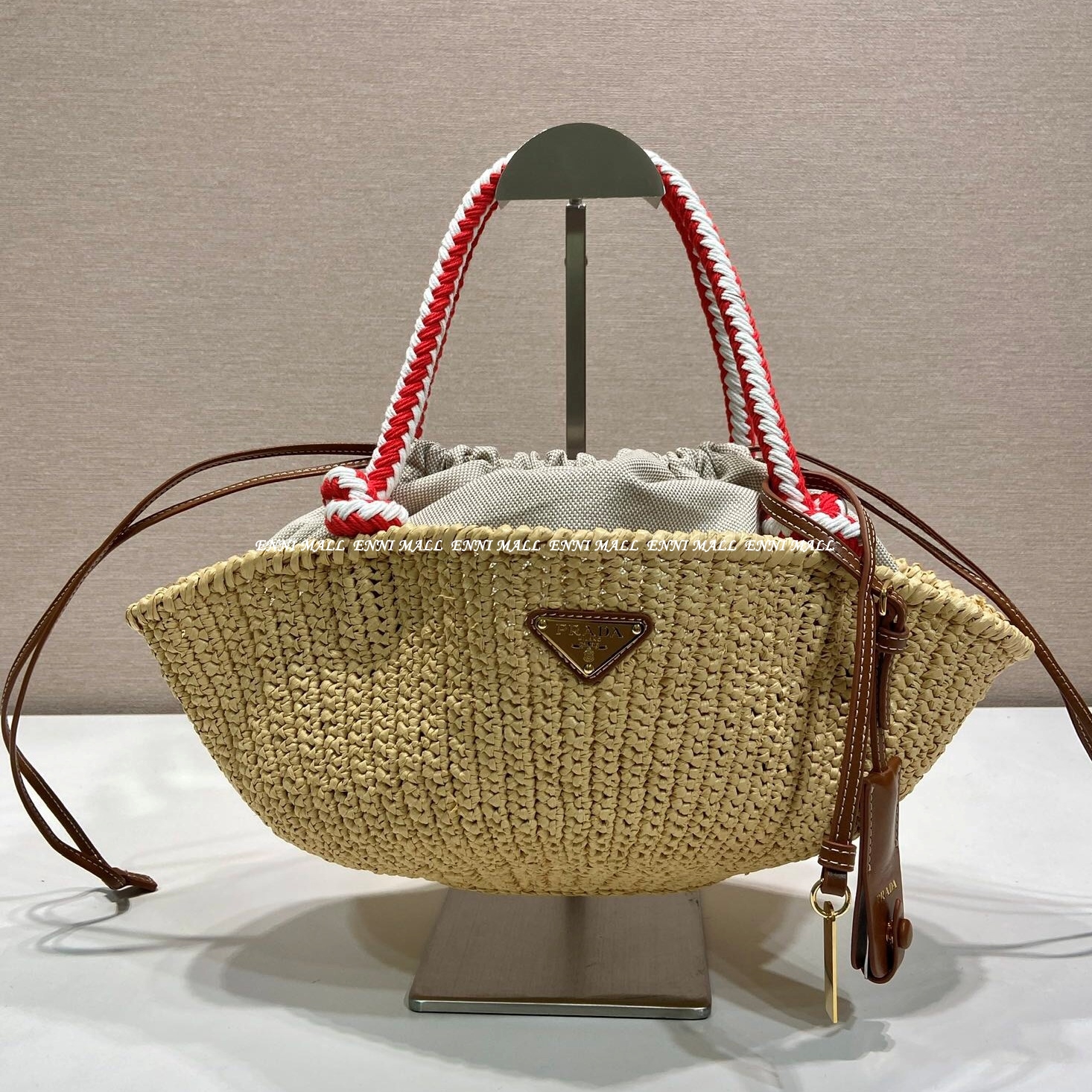 프라다 숄더백 (25cm)