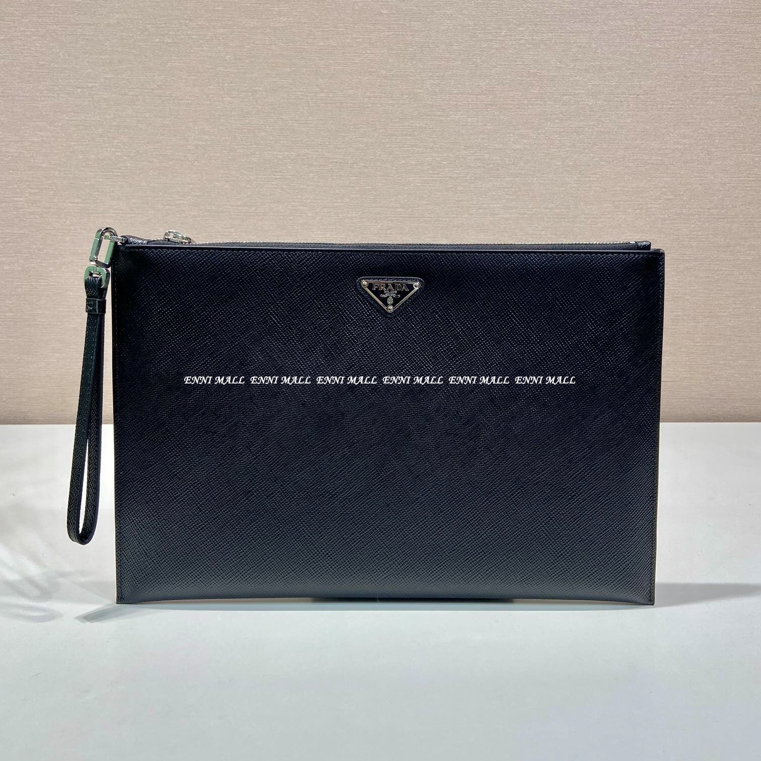 프라다 클러치 (35.5cm)