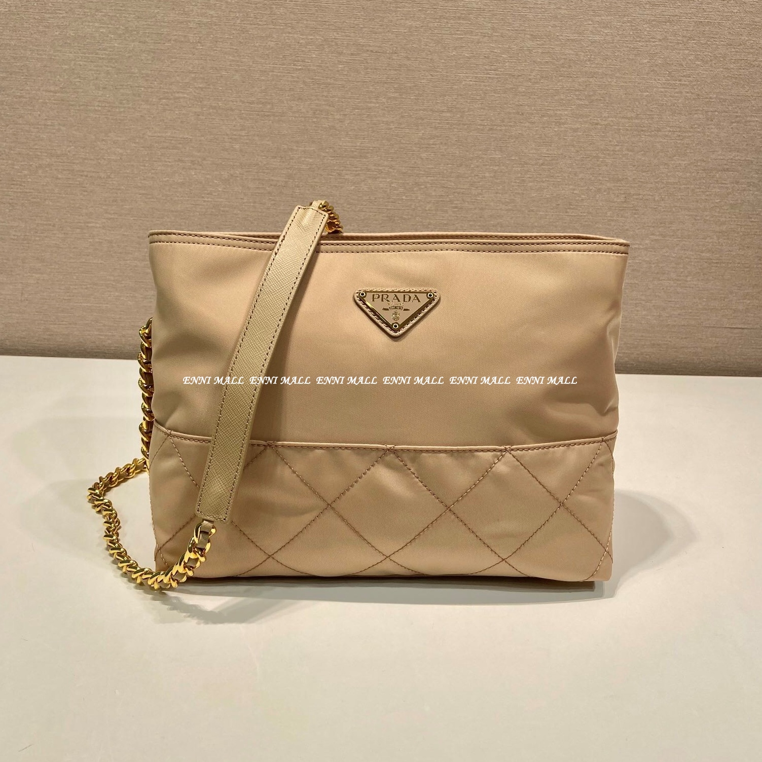 프라다 체인백 (25cm)