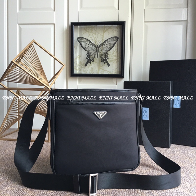 프라다 메신저백 (27cm)