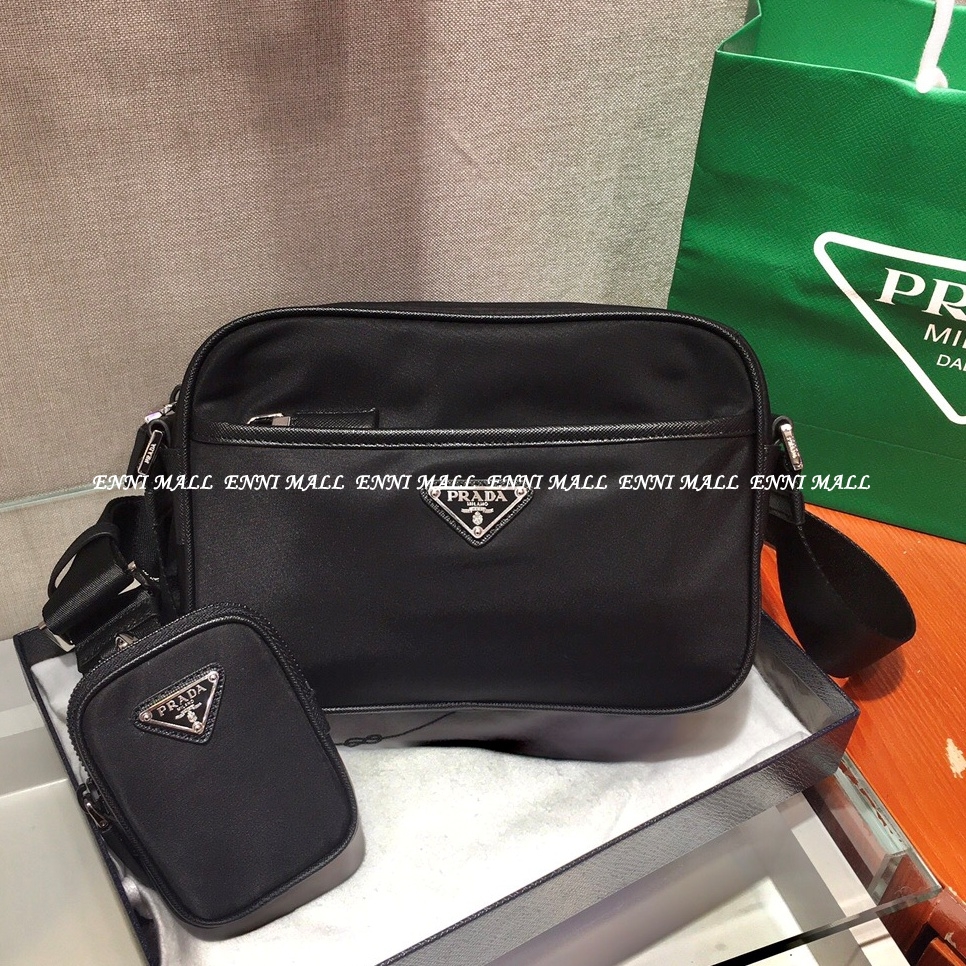 프라다 메신저백 (23cm)