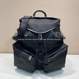 프라다 백팩 (38cm)