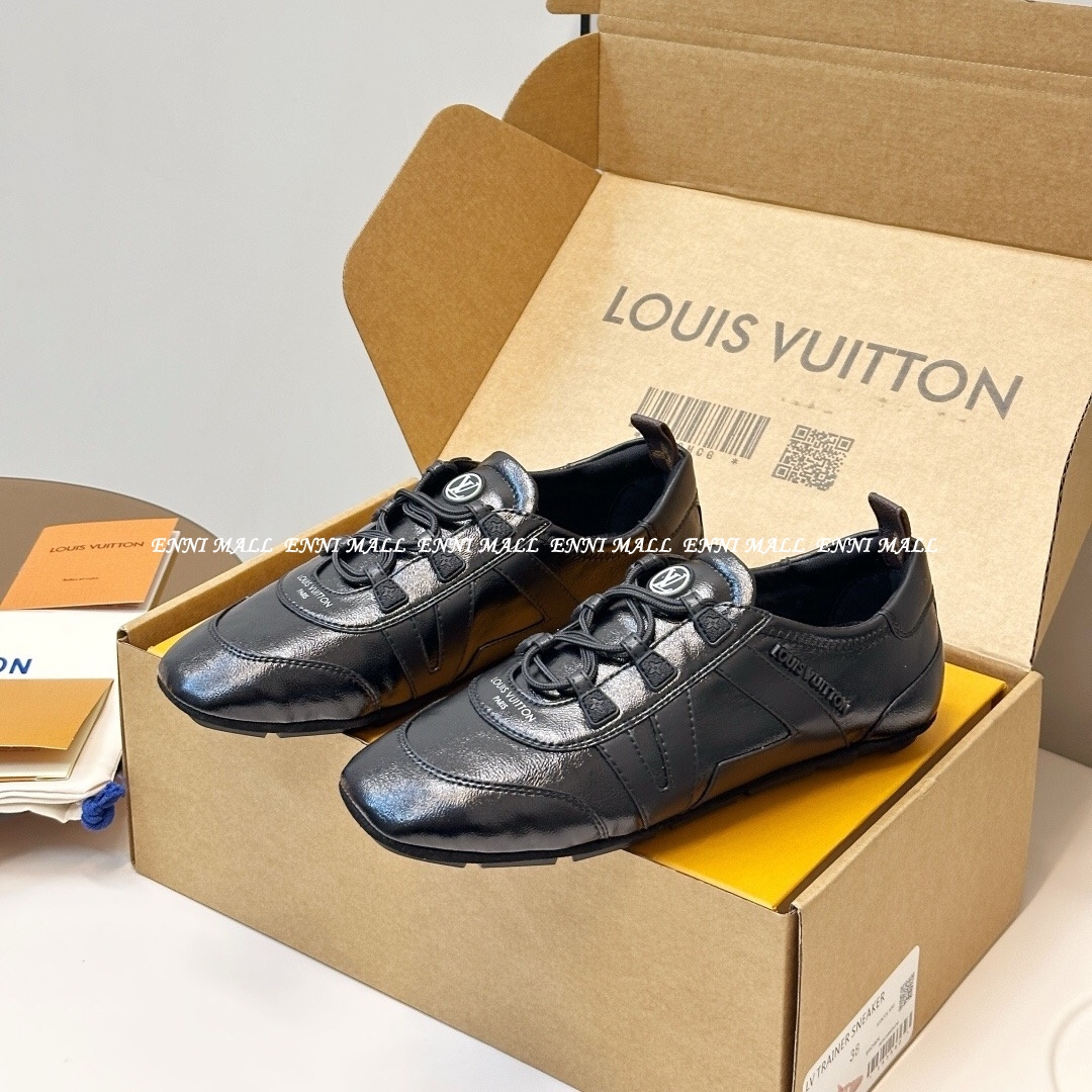 루이비통 스니커즈