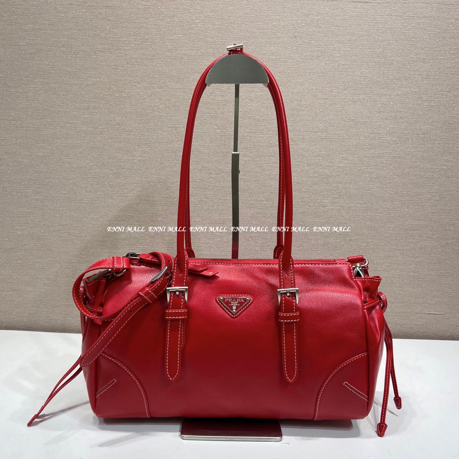 프라다 숄더백 (32cm)