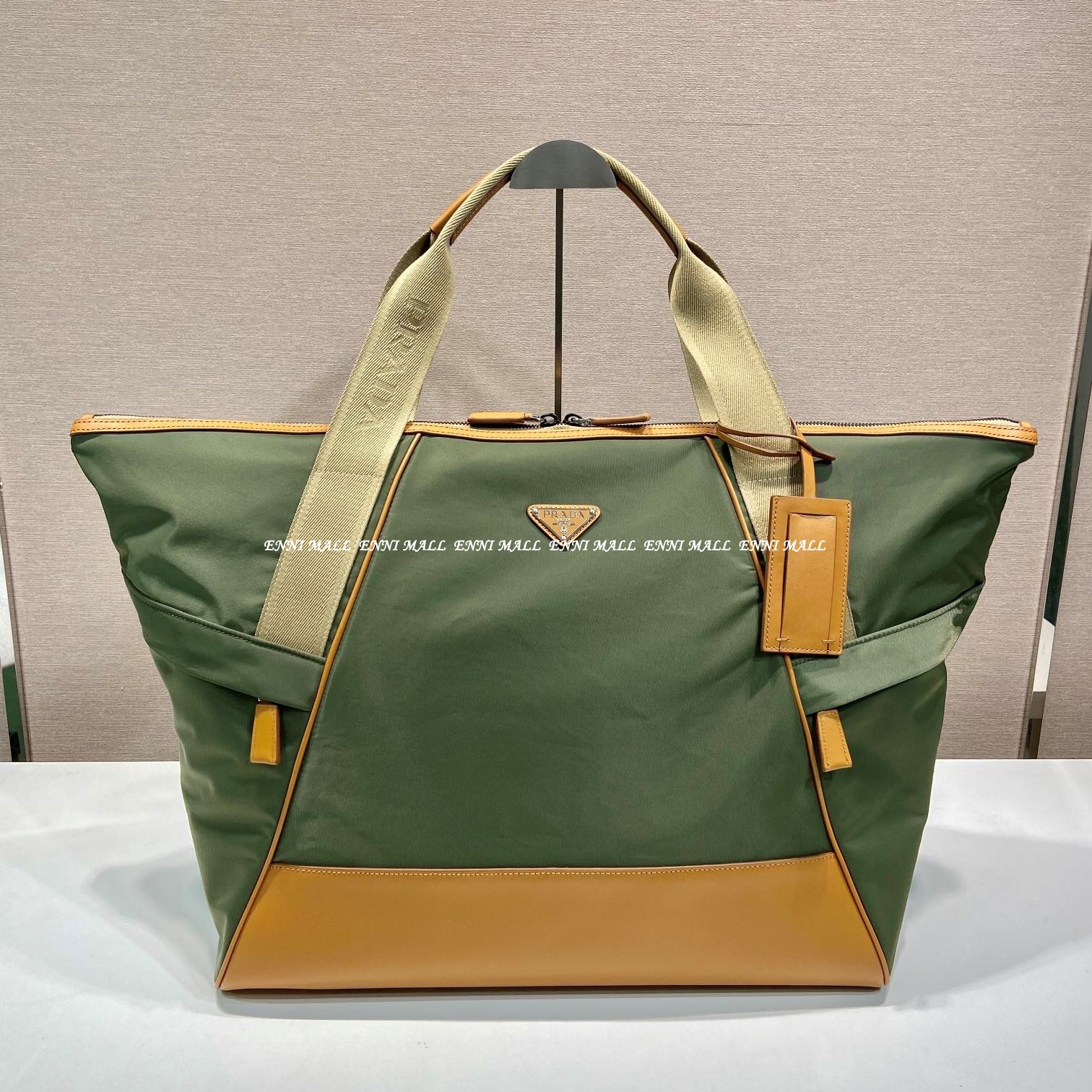 프라다 토트백 (44.5cm)