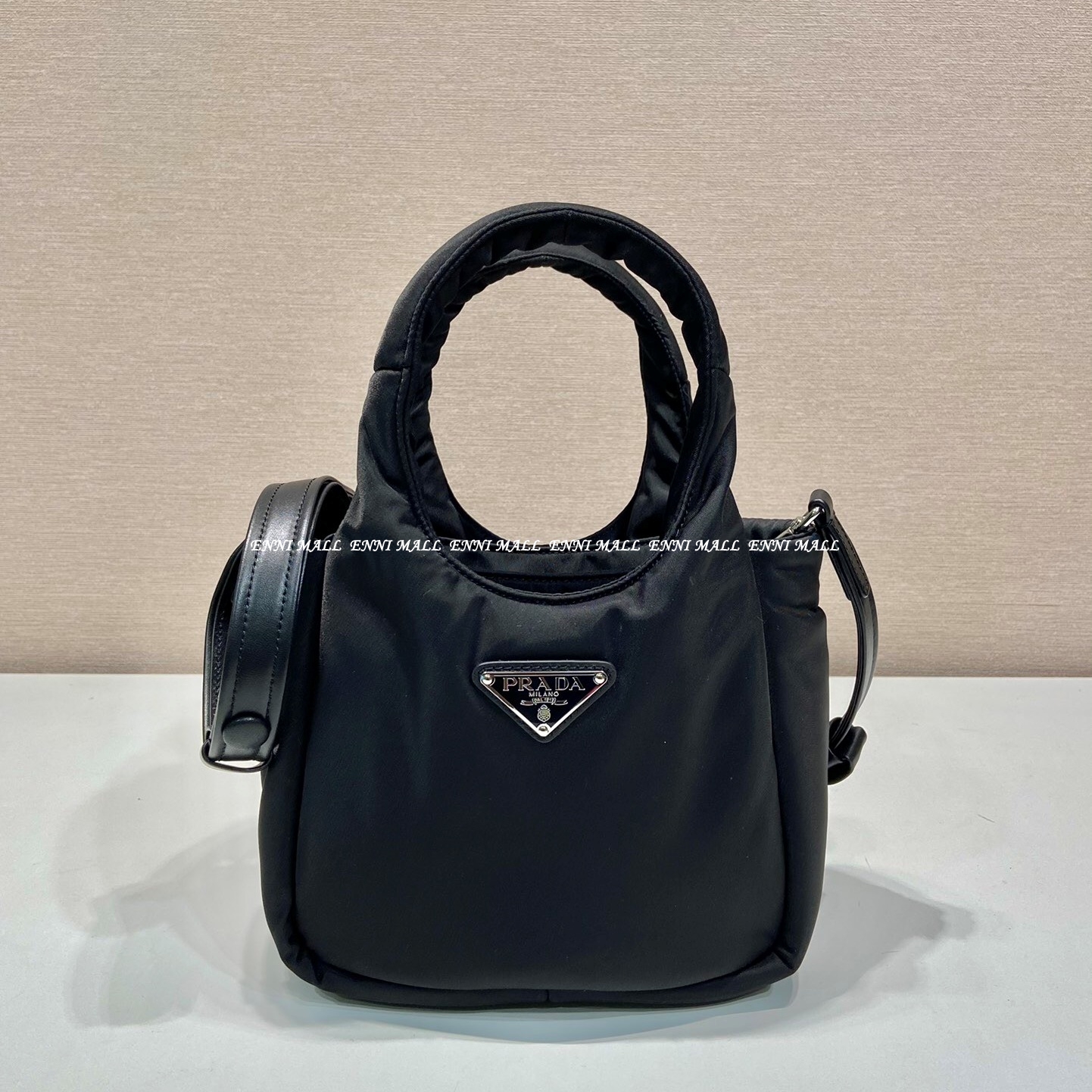 프라다 핸드백 (19cm)