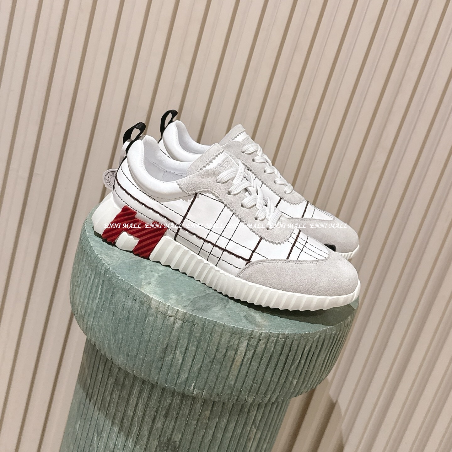 에르메스 스니커즈