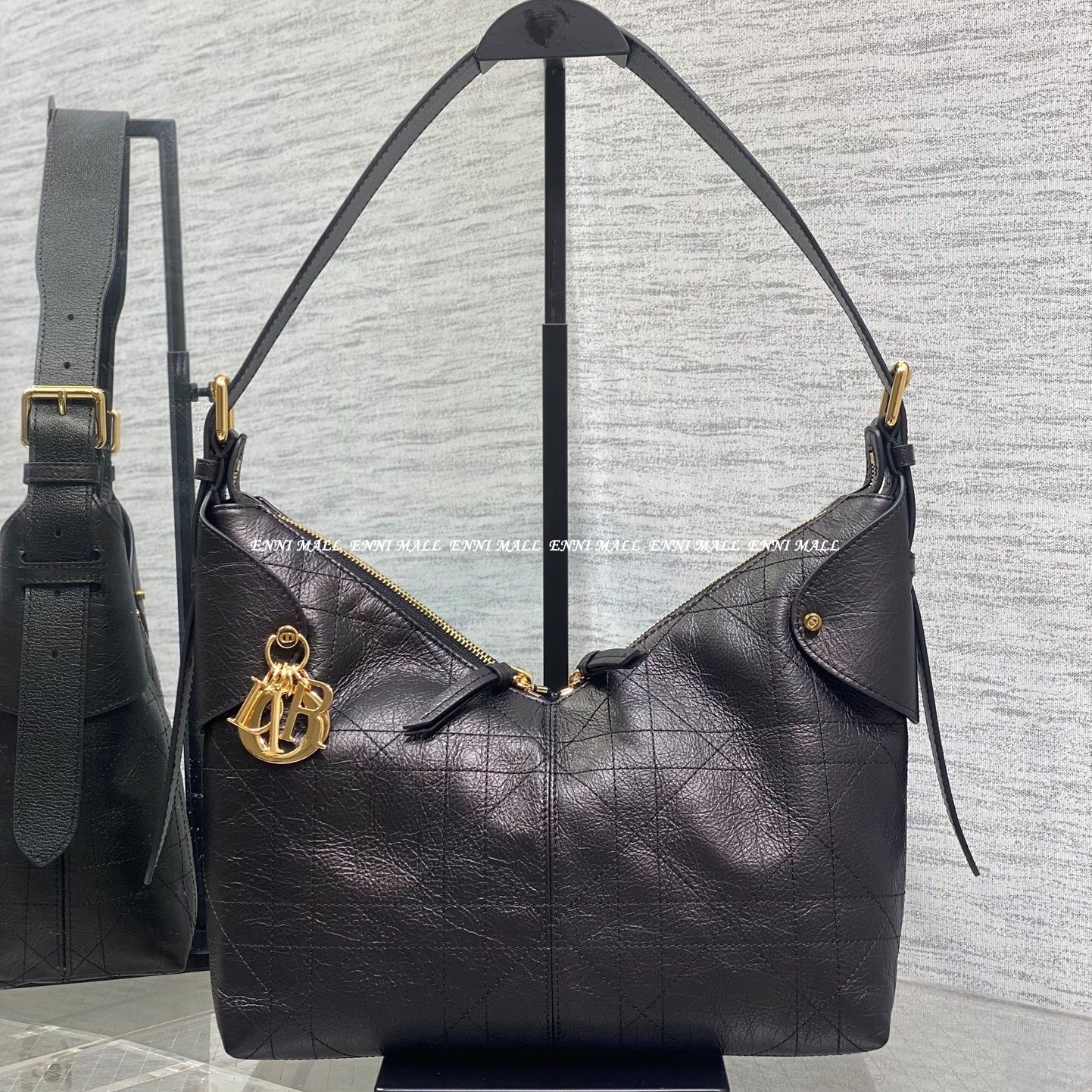 디올 보야주백 (28cm)